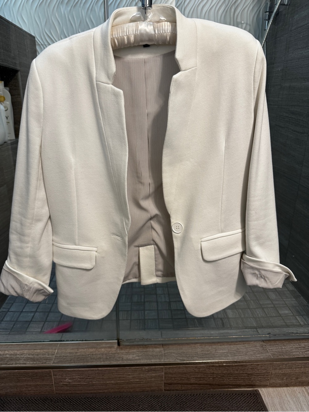 Gibsonlook White Notch Collar Blazer